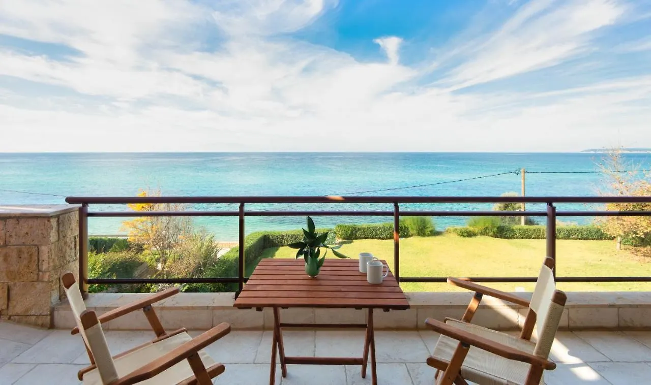 Ferienhaus Seagrove, Beachfront Villa In Possidi #Feelslikehome Skála Foúrkas