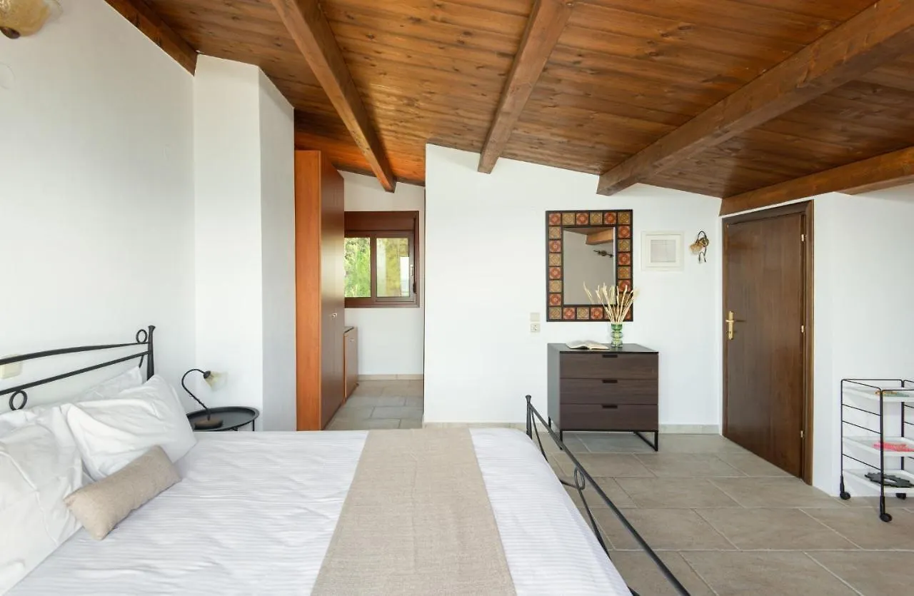 Seagrove, Beachfront Villa In Possidi #Feelslikehome Skála Foúrkas Ferienhaus
