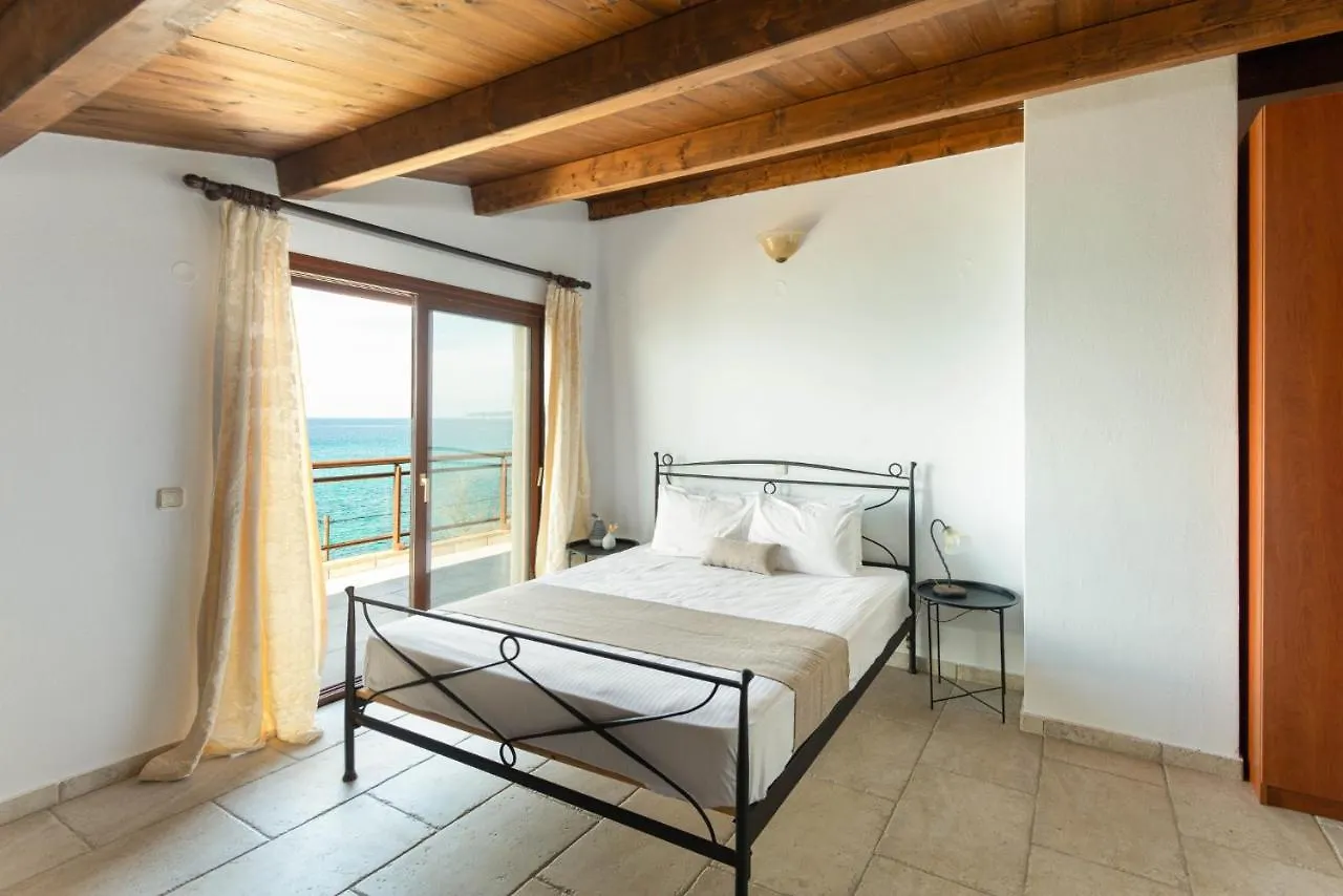 Seagrove, Beachfront Villa In Possidi #Feelslikehome Skála Foúrkas Ferienhaus